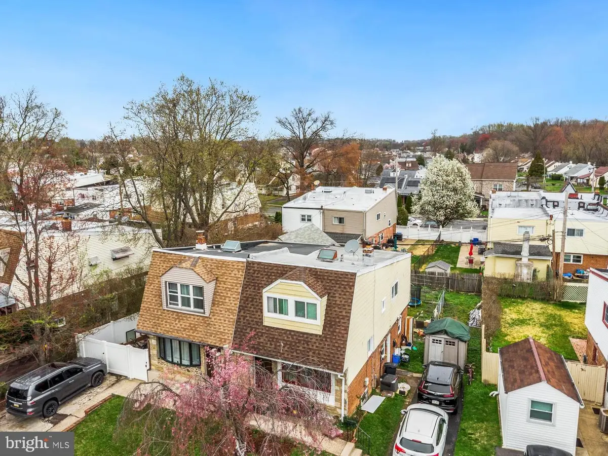 1043 Foster St, Philadelphia, PA 19116 - #1