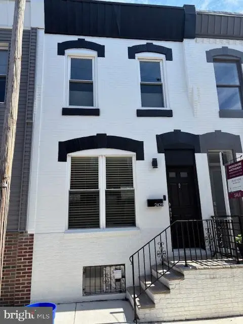 2439 S Clarion St, Philadelphia, PA 19148 - #1