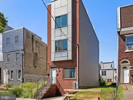 2120 N Franklin St, Philadelphia, PA 19122 - #1