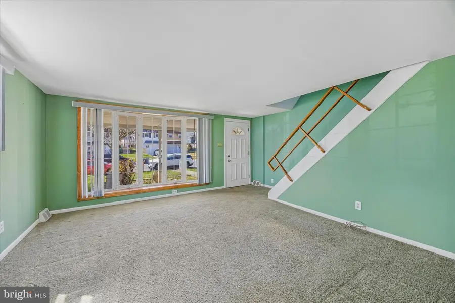 3527 Primrose Rd, Philadelphia, PA 19114 - #2