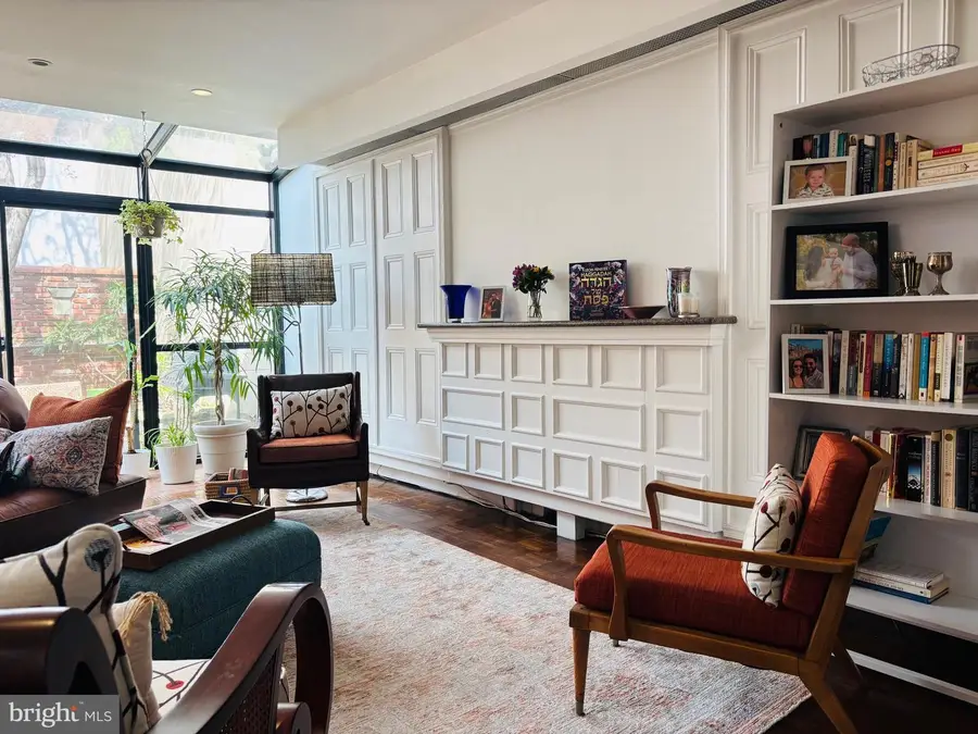 1725 Pine St, Philadelphia, PA 19103 - #3