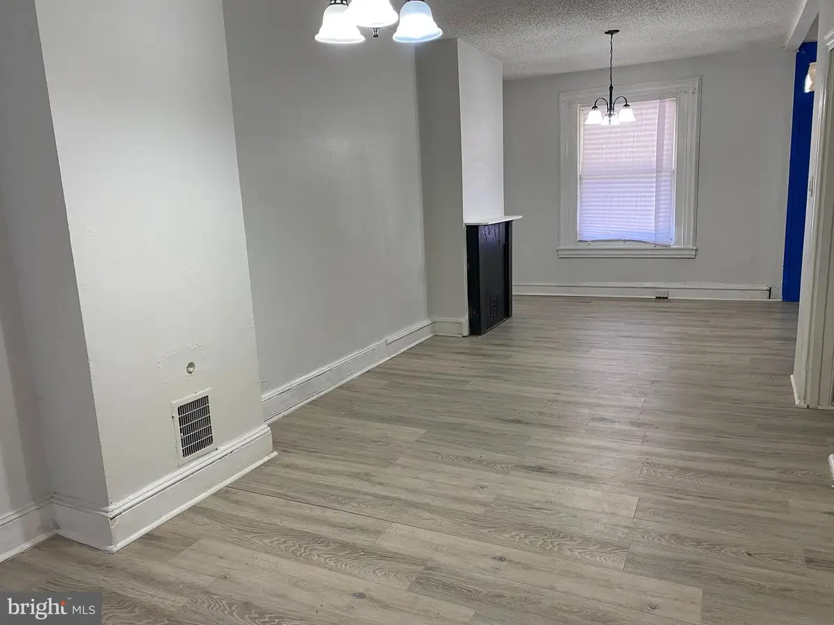 6033 Kershaw St, Philadelphia, PA 19151 - #1