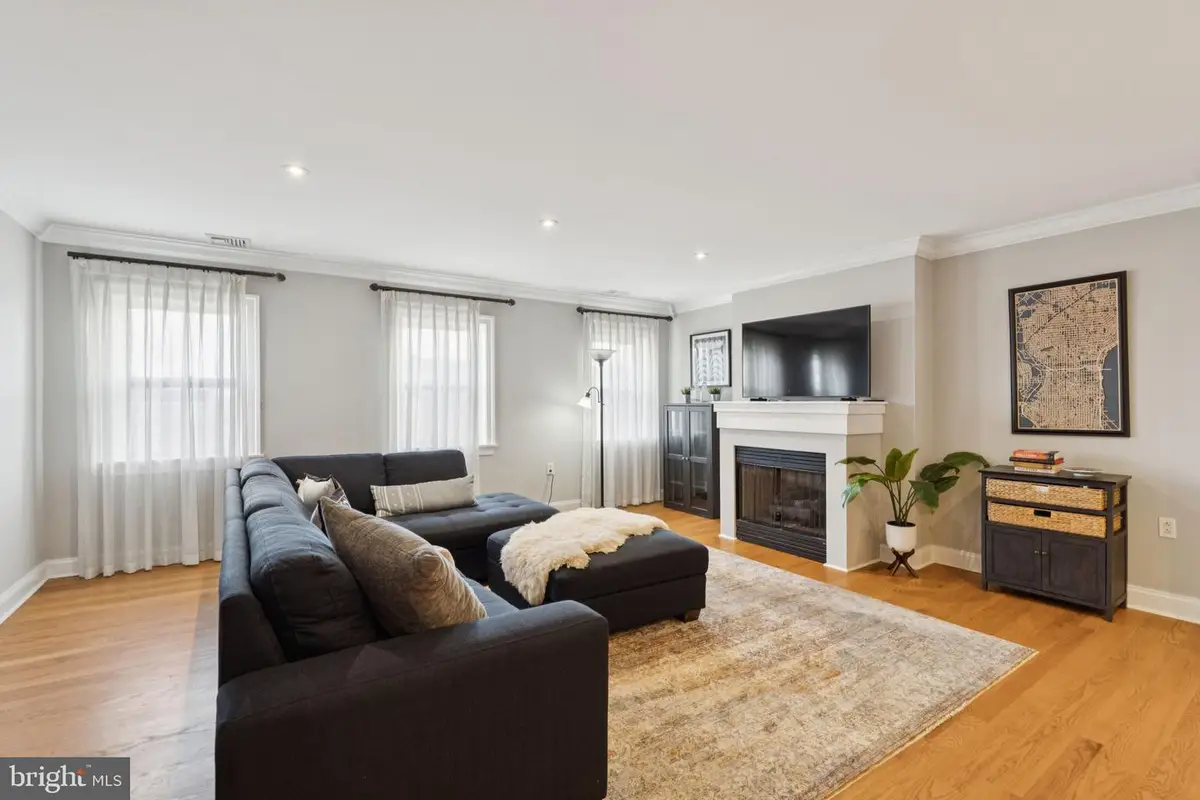 1615-1617 Spruce St #400, Philadelphia, PA 19103 - #1