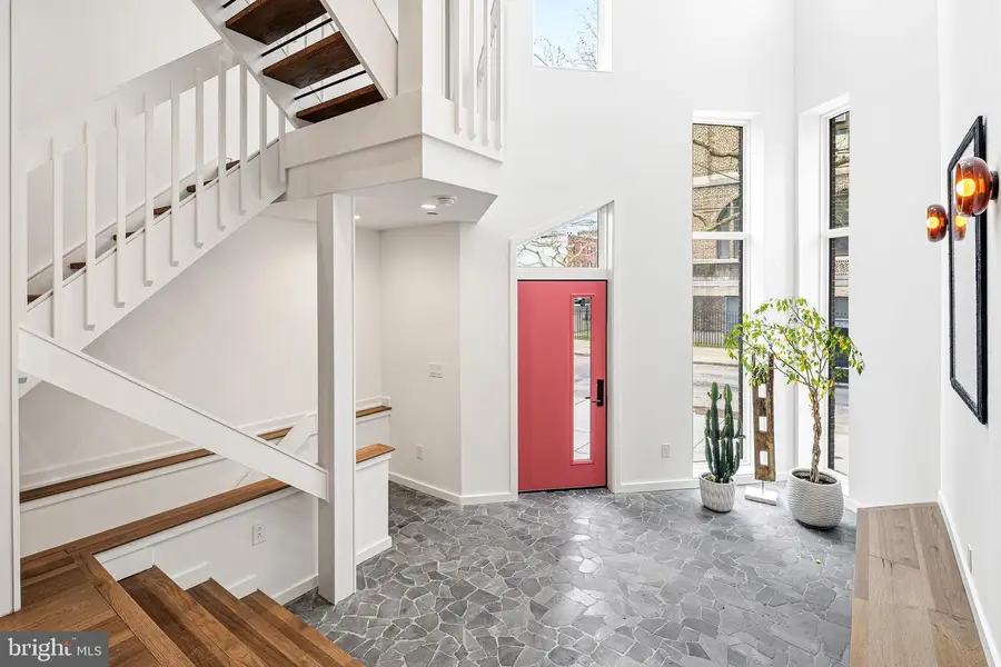 633 E Thompson St, Philadelphia, PA 19125 - #2