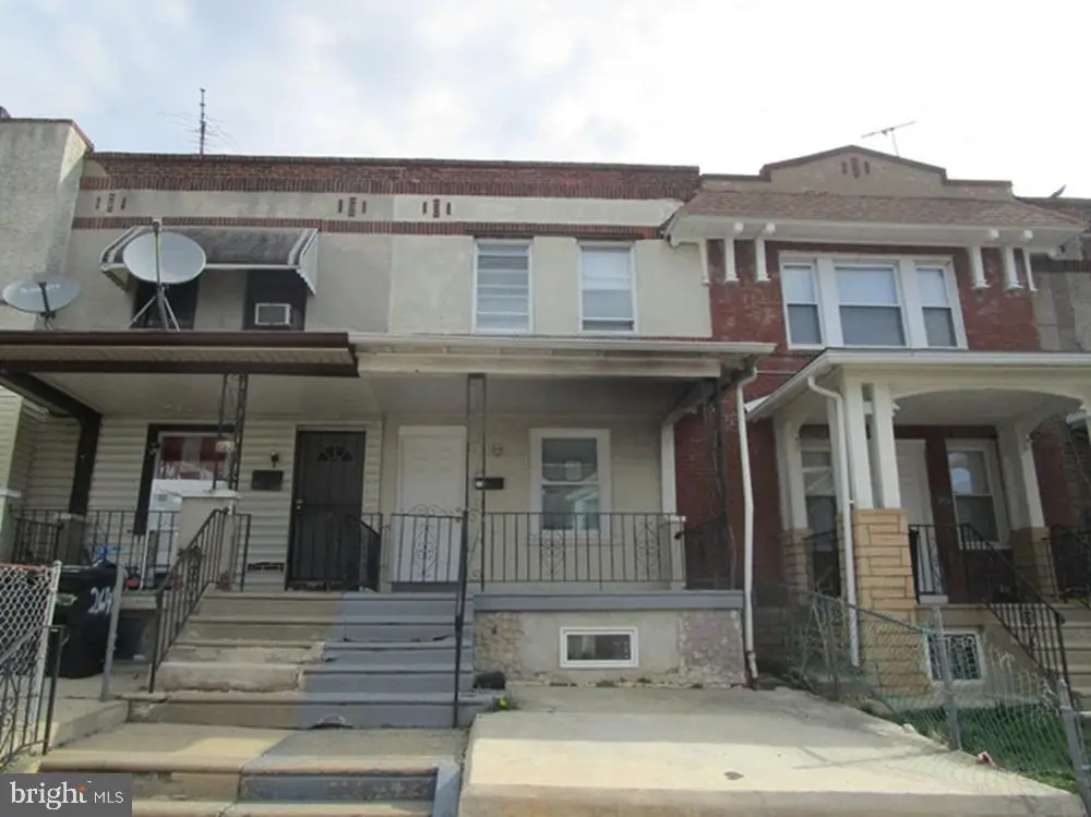 2651 S Lloyd St, Philadelphia, PA 19153 - #1
