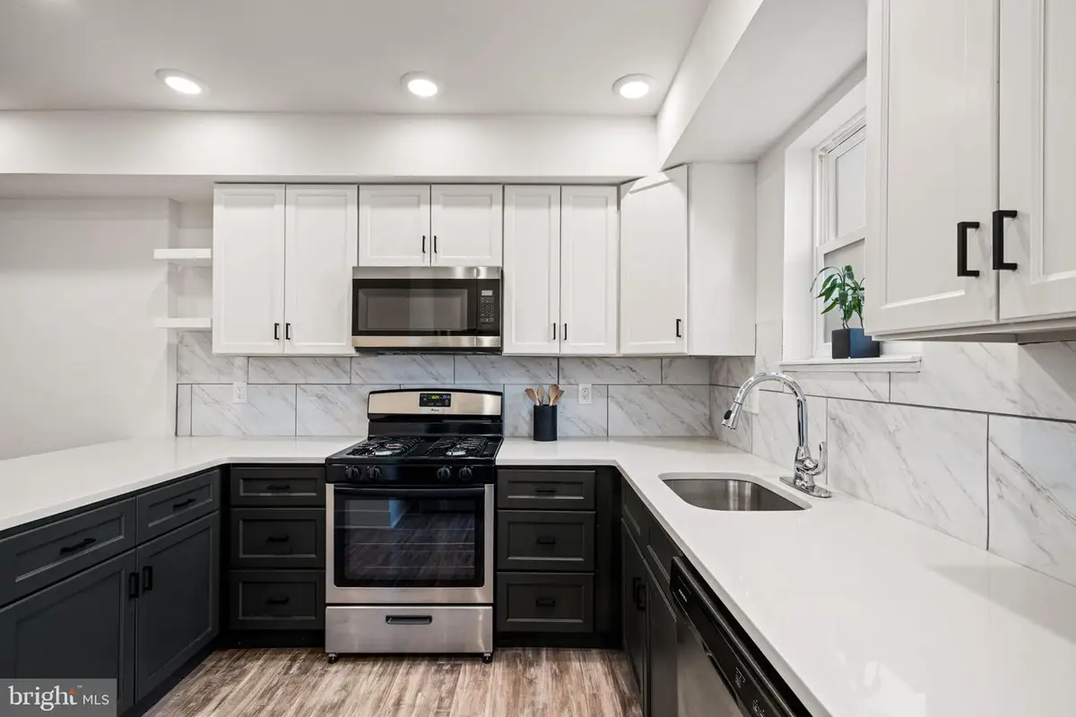 1752 Waterloo St, Philadelphia, PA 19122 - #1