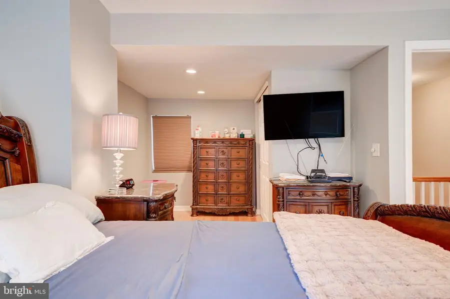 1531 Swain St, Philadelphia, PA 19130 - #3