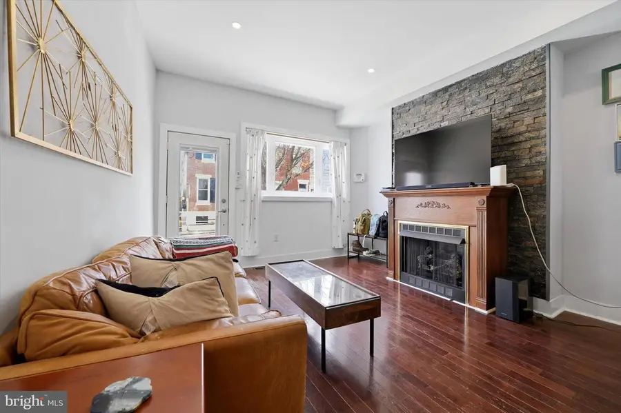 2152 E Letterly St, Philadelphia, PA 19125 - #3