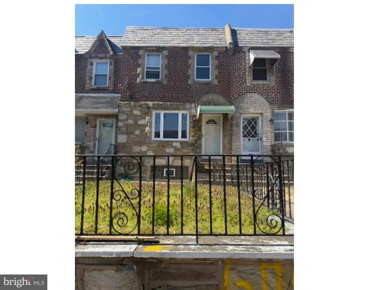 6744 Gillespie St, Philadelphia, PA 19135 - #1