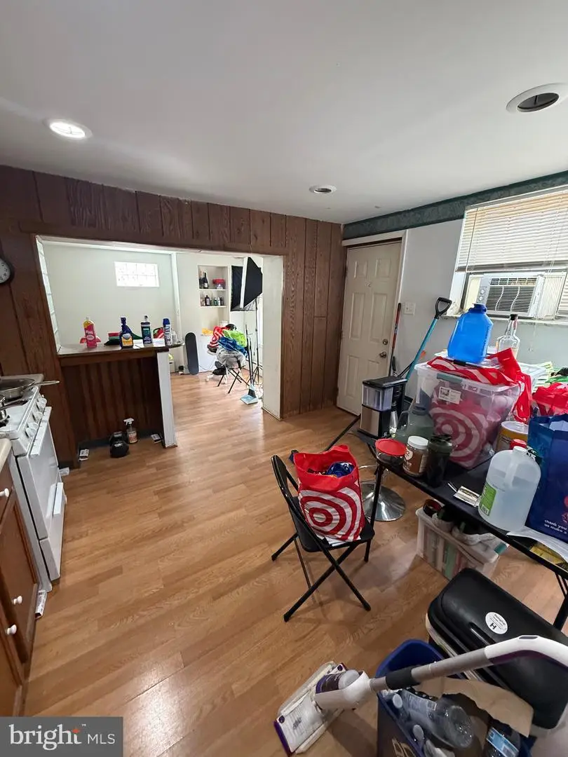 1854 Tree St, Philadelphia, PA 19145 - #3