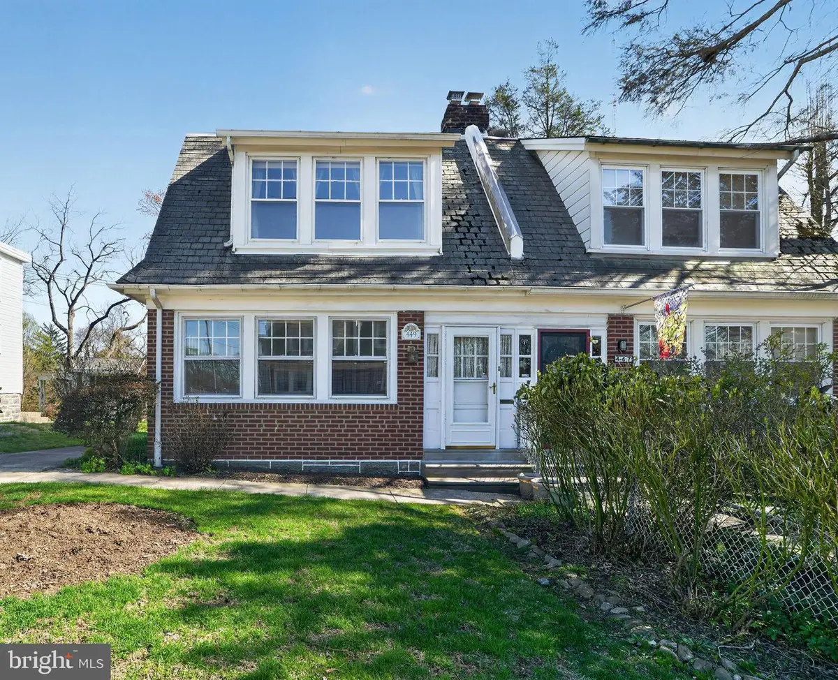 449 Flamingo St, Philadelphia, PA 19128 - #1