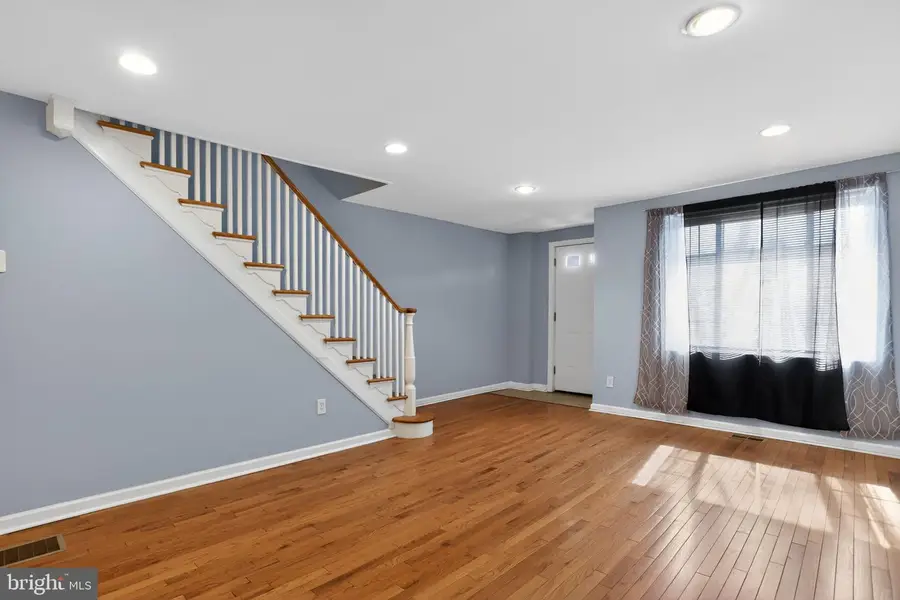 1409 E Weaver St, Philadelphia, PA 19150 - #3