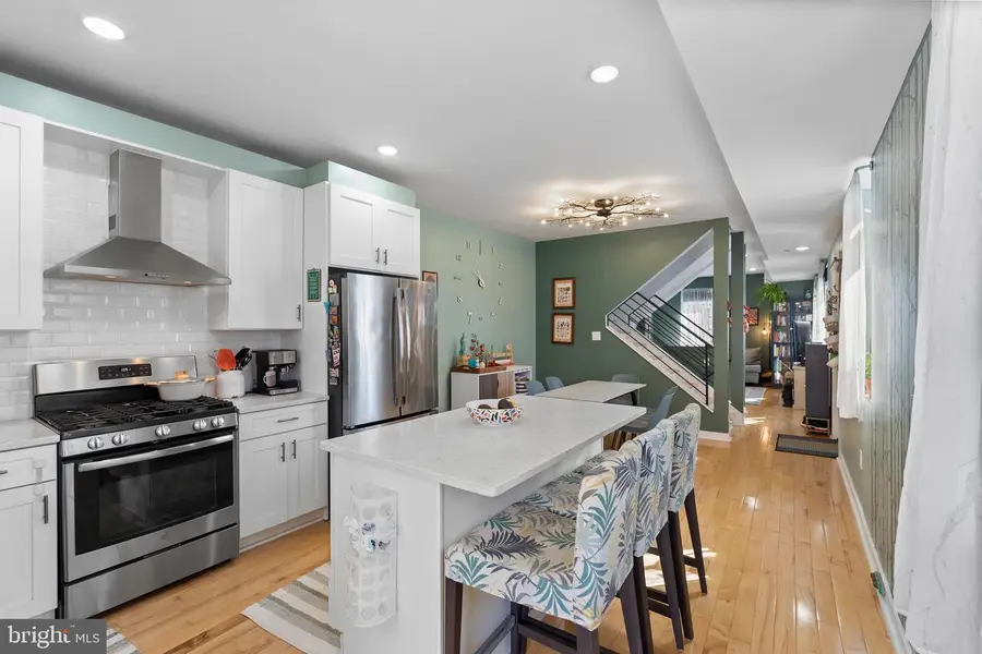 1940 S 6th St, Philadelphia, PA 19148 - #2