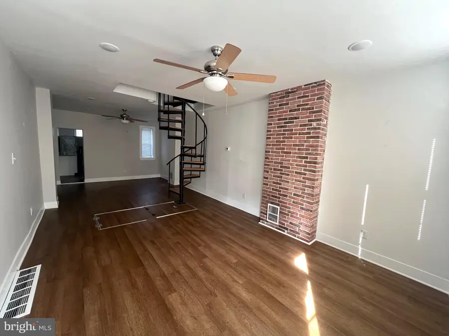 2208 Gaul St, Philadelphia, PA 19125 - #3