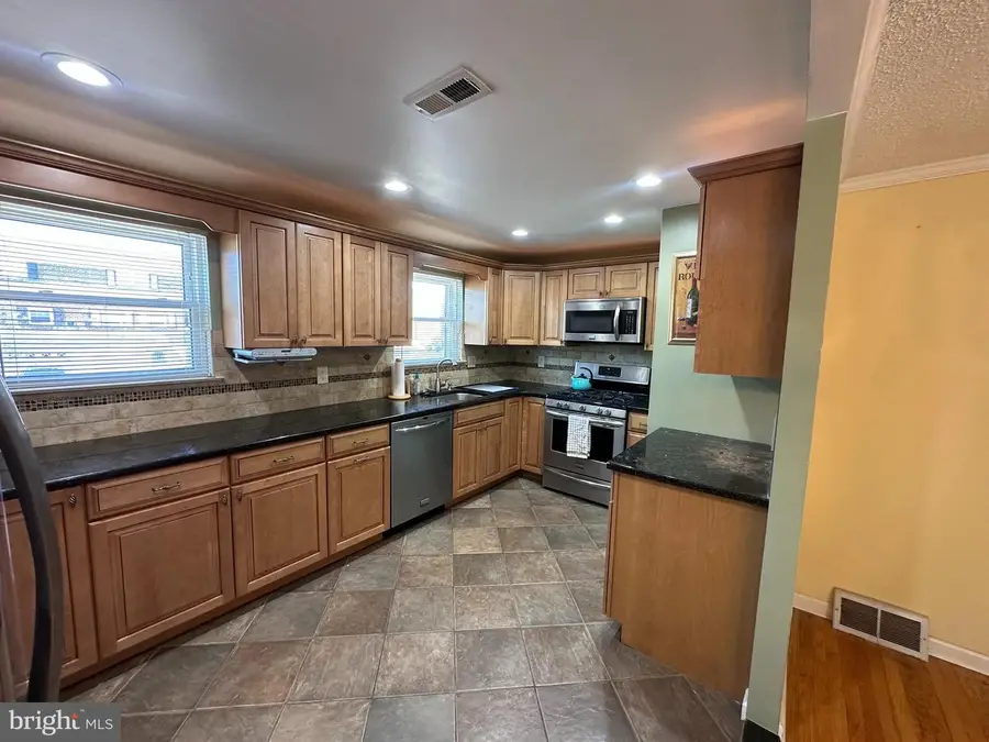 133 Meadow Ln, Philadelphia, PA 19154 - #2