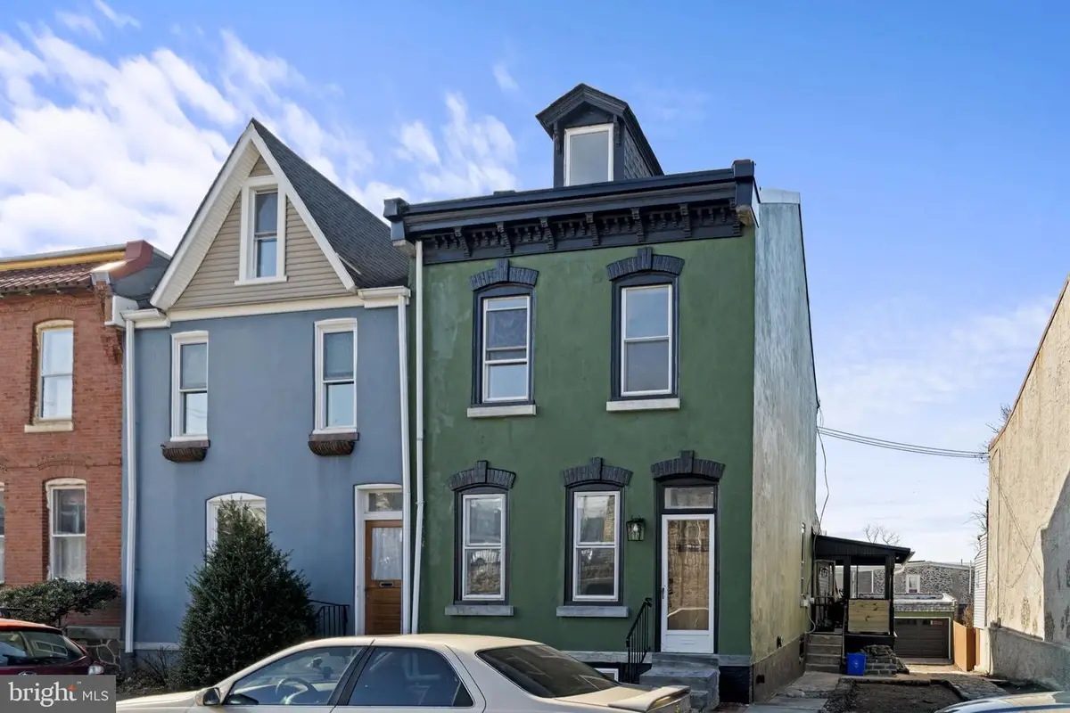 174-76 Lauriston St, Philadelphia, PA 19128 - #1