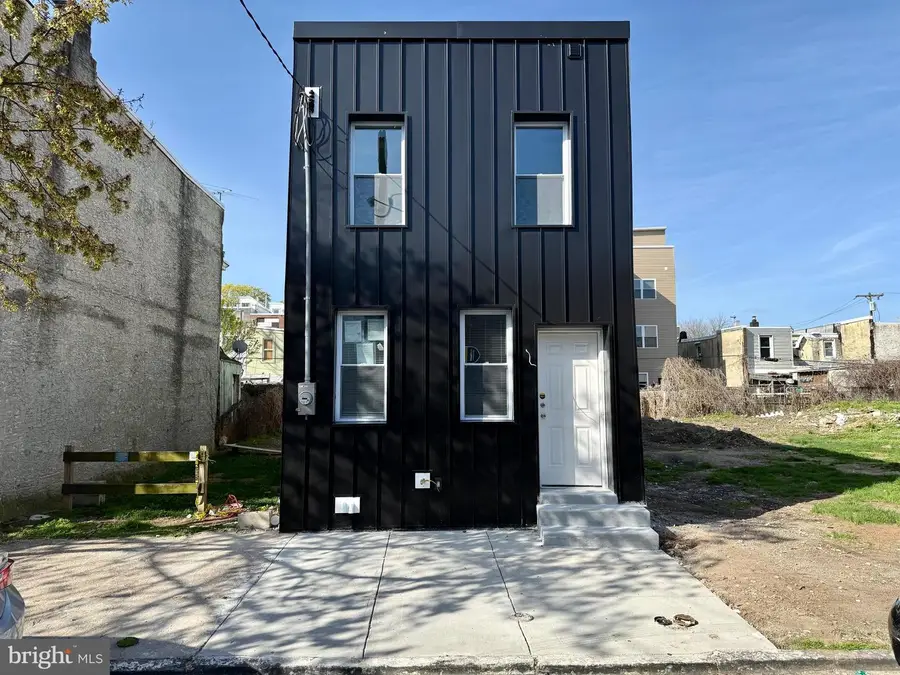 2058 E Auburn St, Philadelphia, PA 19134 - #2