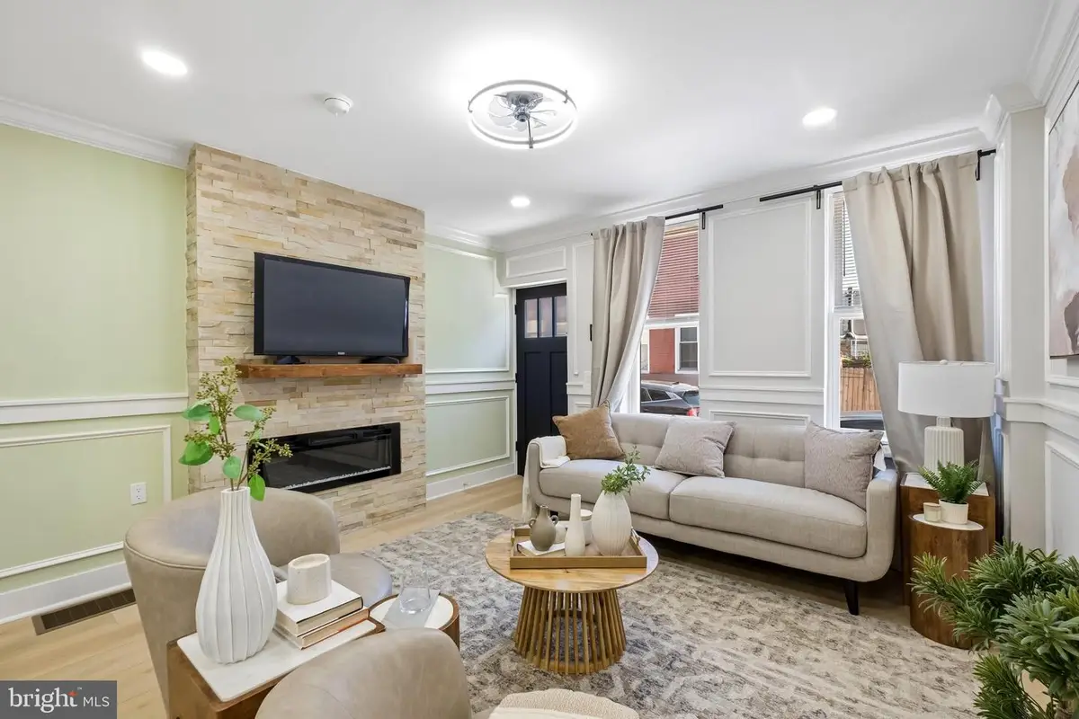 2076 E Monmouth St, Philadelphia, PA 19134 - #1