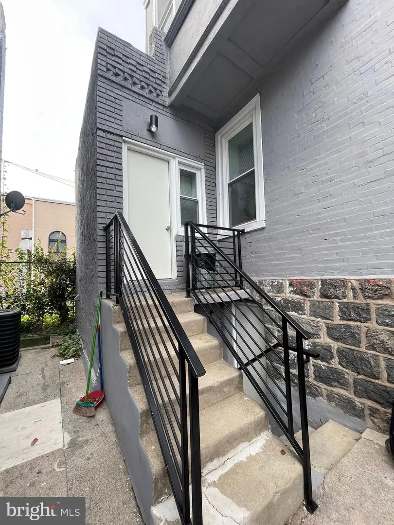 5902 Addison St, Philadelphia, PA 19143 - #2