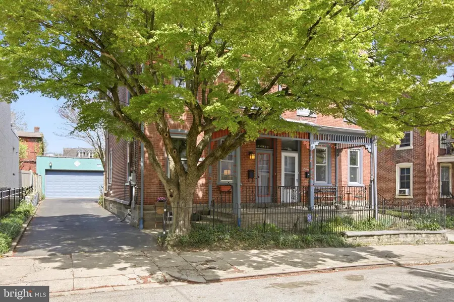 8125 Shawnee St, Philadelphia, PA 19118 - #2