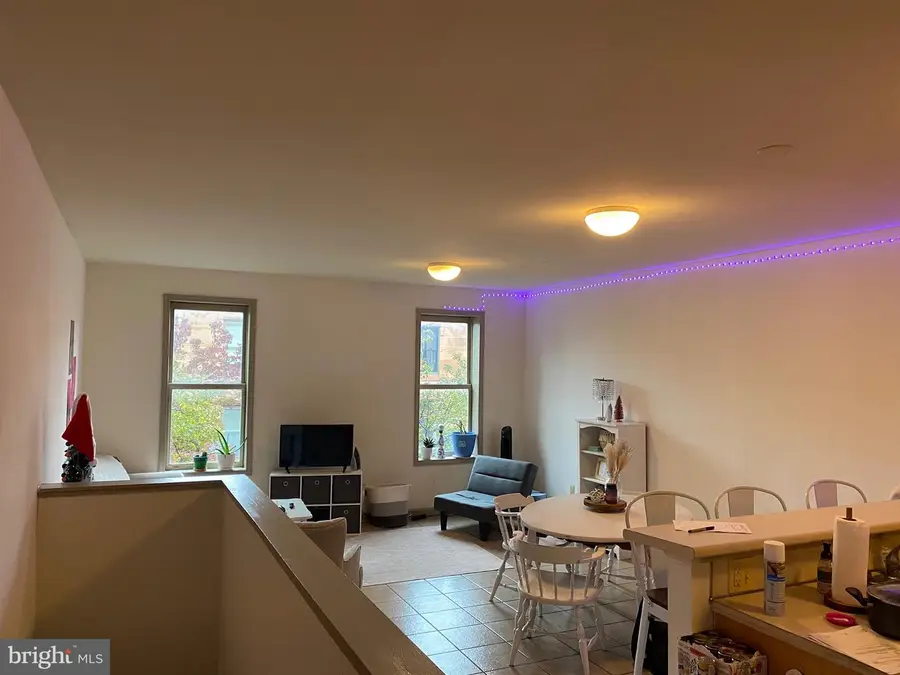 1712 W Diamond St, Philadelphia, PA 19121 - #2