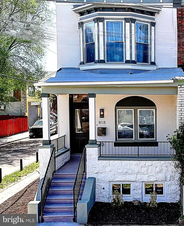 818 S 51st St, PHILADELPHIA, PA 19143