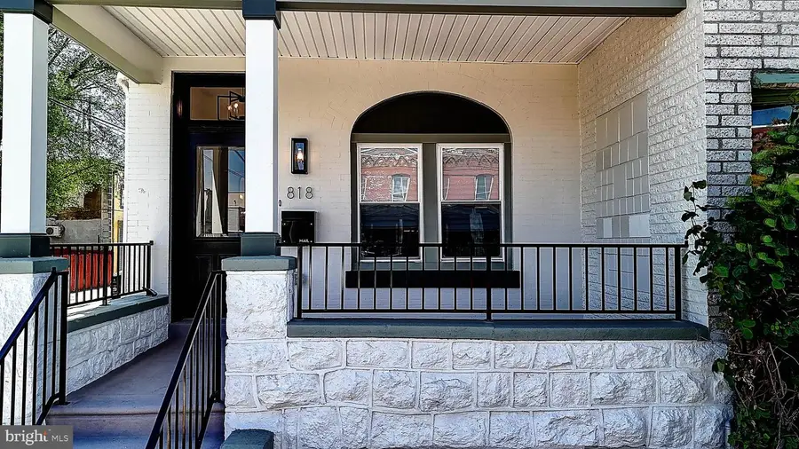 818 S 51st St, Philadelphia, PA 19143 - #2