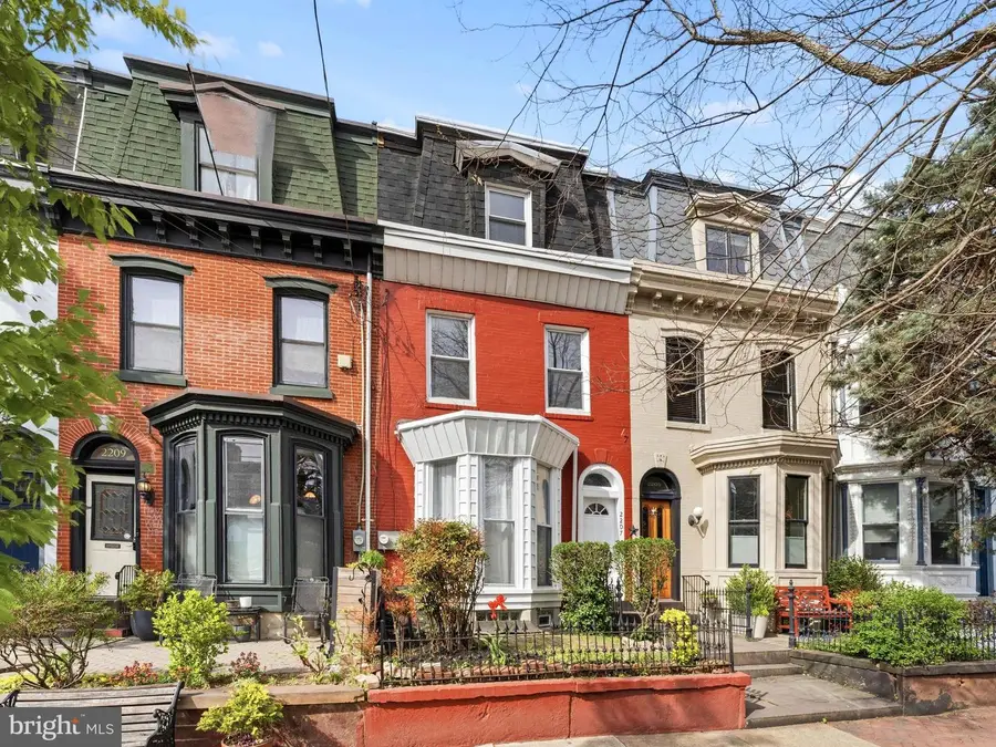 2207 Bainbridge St, Philadelphia, PA 19146 - #3