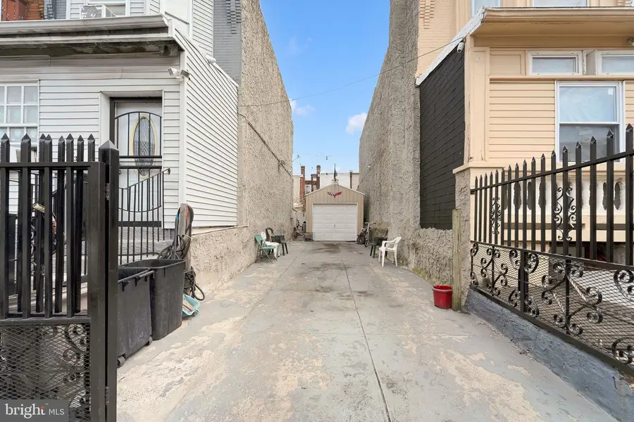 3935 N 8th St, Philadelphia, PA 19140 - #2