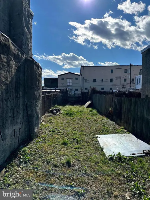 2112 E Somerset St, PHILADELPHIA, PA 19134