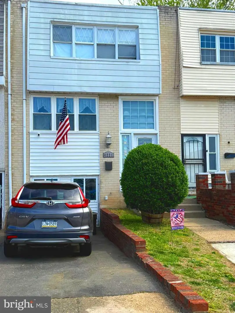 4221 Fairdale Rd, Philadelphia, PA 19154 - #1