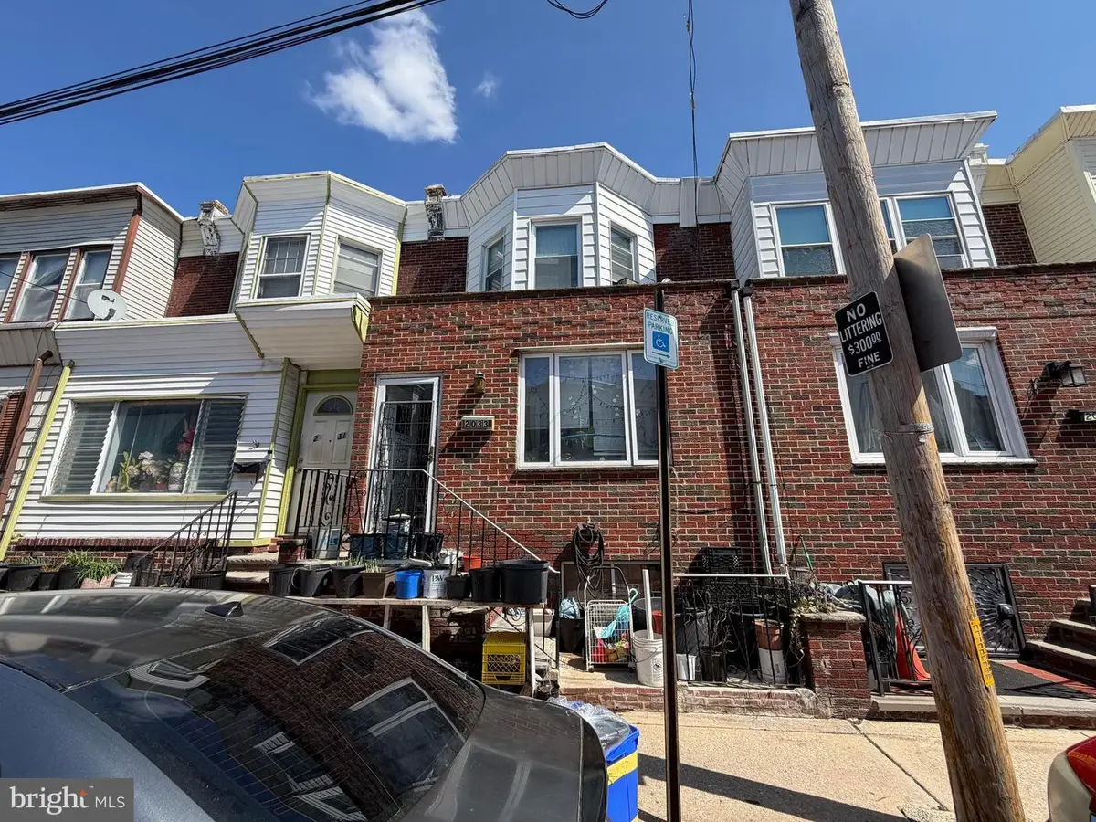 2033 S Bonsall St, Philadelphia, PA 19145 - #1