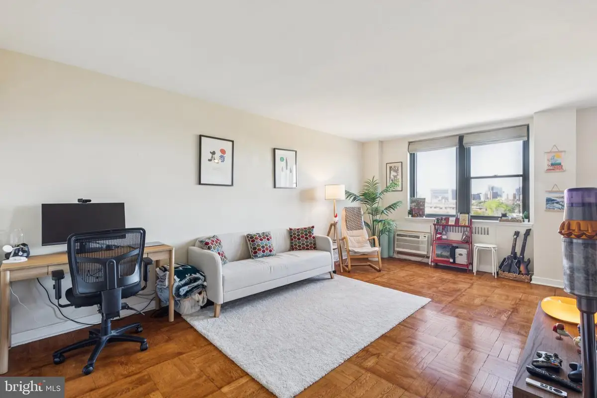 2601 Pennsylvania Ave #946, Philadelphia, PA 19130 - #1