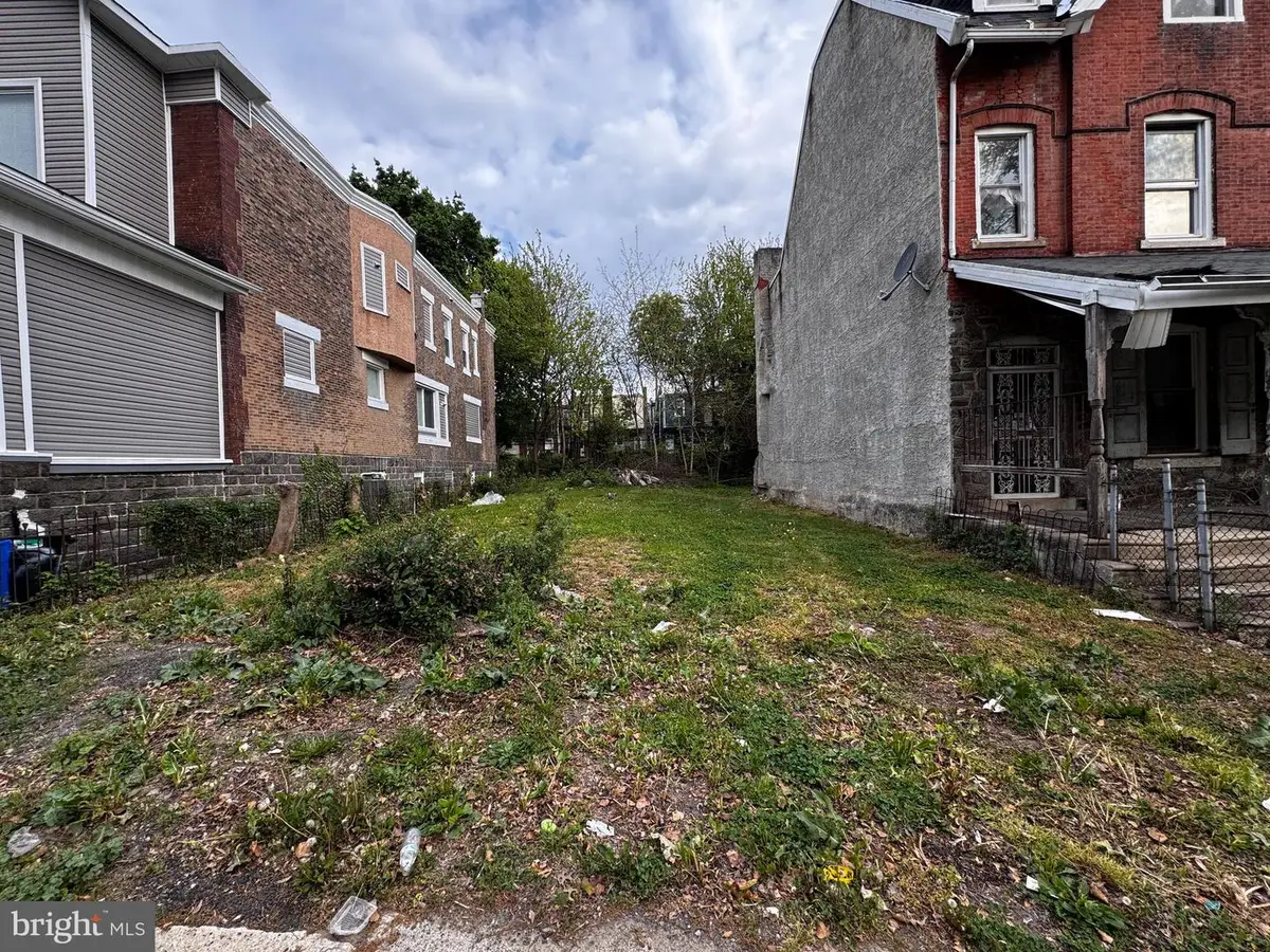 5709 Ashland Ave, Philadelphia, PA 19143 - #1