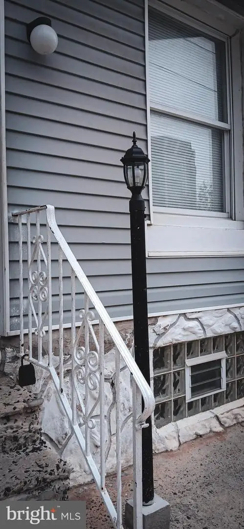 3231 N Bambrey St, Philadelphia, PA 19129 - #2