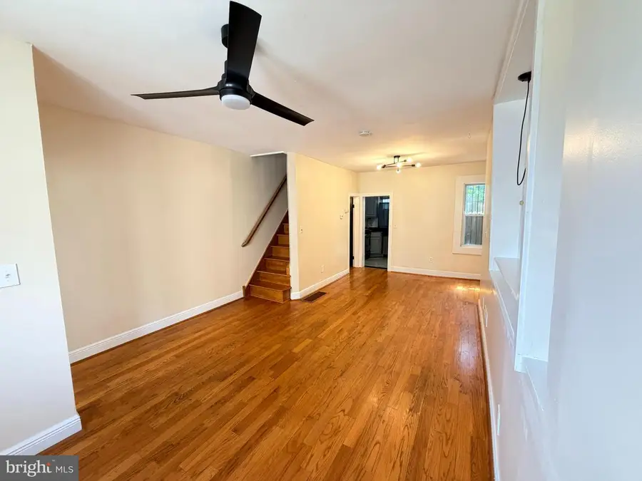 2122 Mcclellan St, Philadelphia, PA 19145 - #3