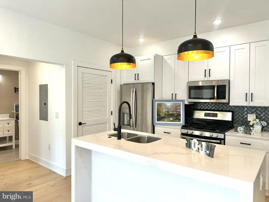 Address Withheld By Seller, Philadelphia, PA 19122 - #3