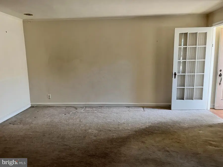 6930 Large St, Philadelphia, PA 19149 - #3