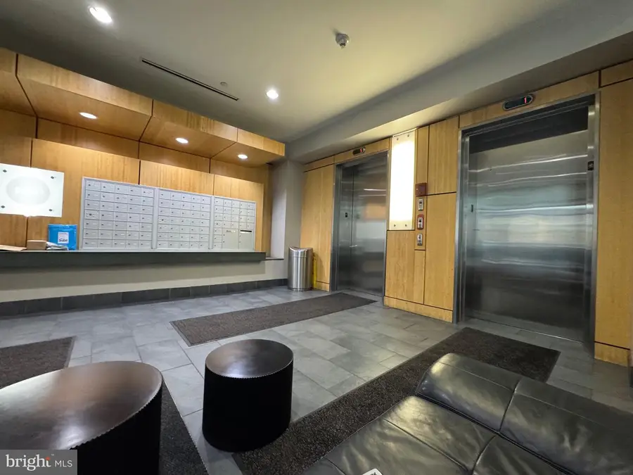 815 Arch St #208, Philadelphia, PA 19107 - #3