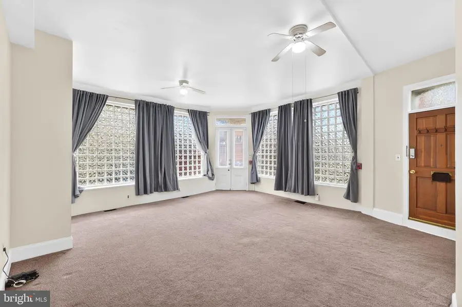 4417 Baker St, Philadelphia, PA 19127 - #2