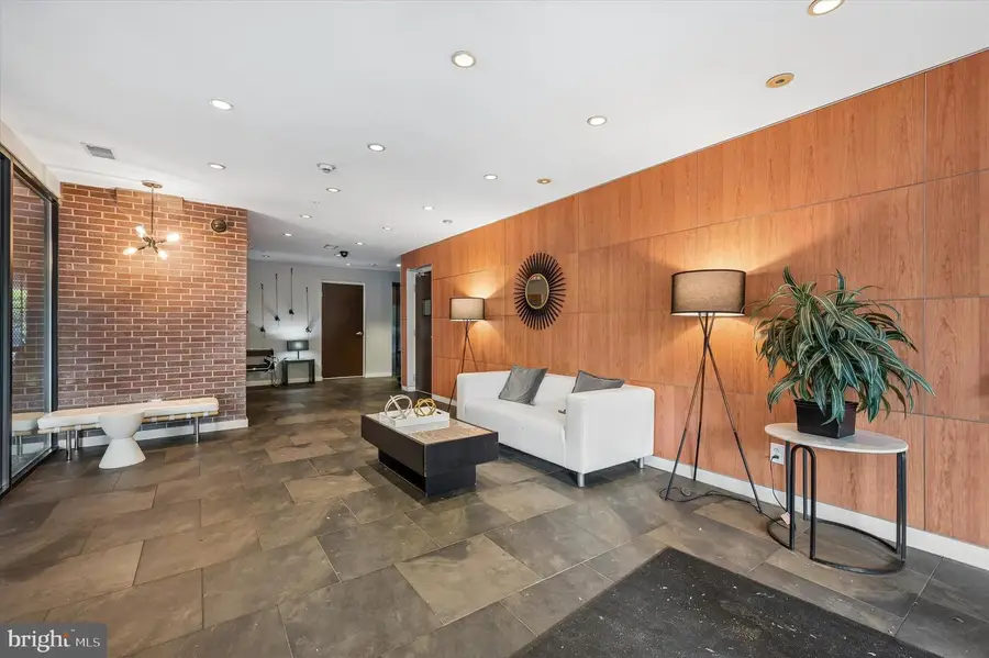 934-950 N 3rd St #202, Philadelphia, PA 19123 - #2