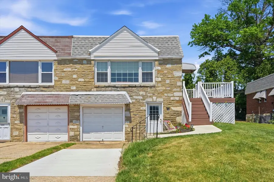 9968 Woodfern Rd, Philadelphia, PA 19115 - #2