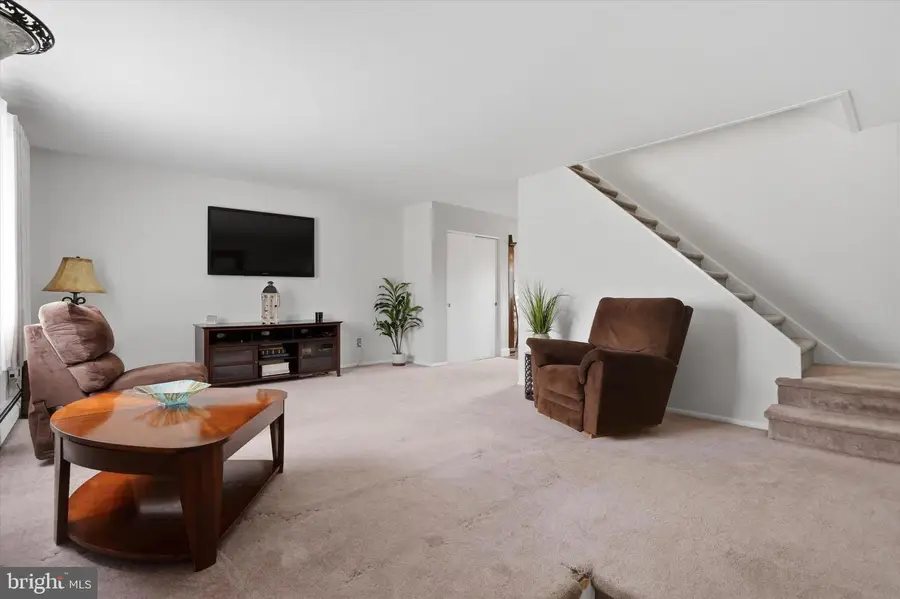 10915 Heflin Rd, Philadelphia, PA 19154 - #3