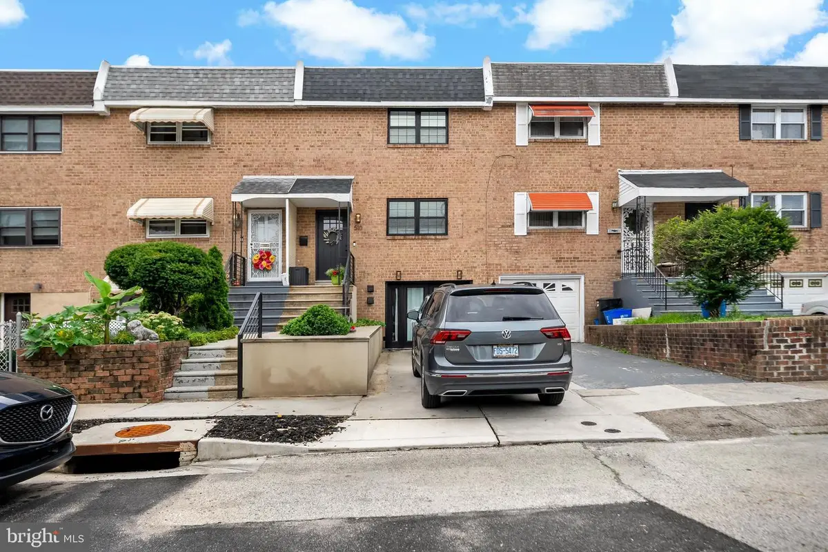 510 Poplar St, Philadelphia, PA 19123 - #1