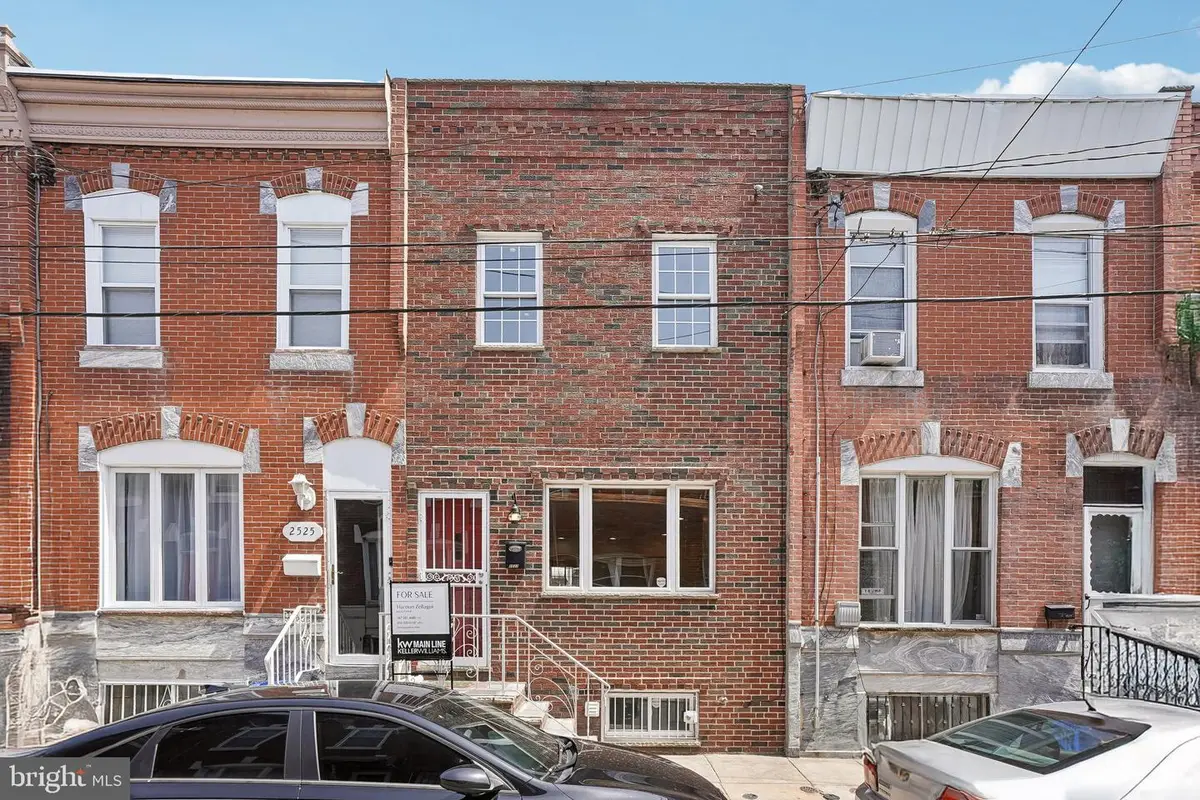 2527 S Hicks St, Philadelphia, PA 19145 - #1