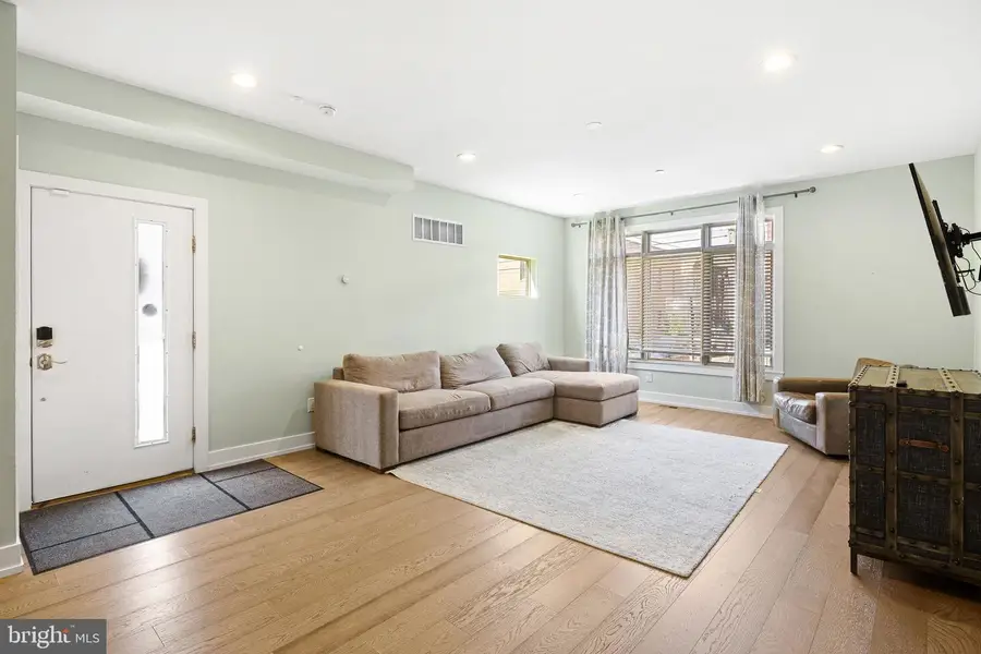 1721 S 21st St, Philadelphia, PA 19145 - #3