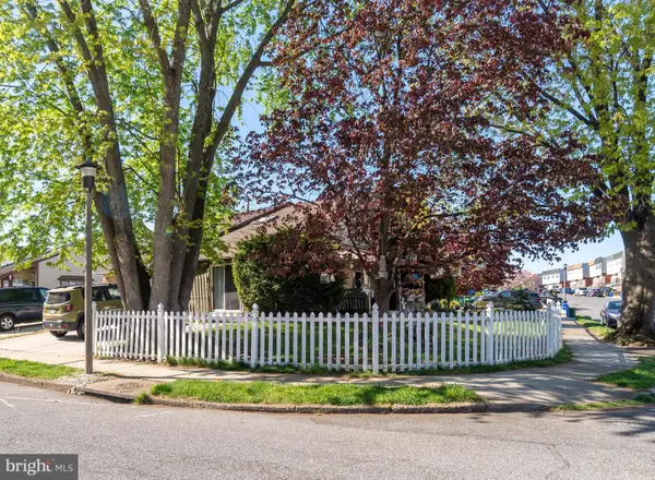 3712 Ronnald Dr, PHILADELPHIA, PA 19154