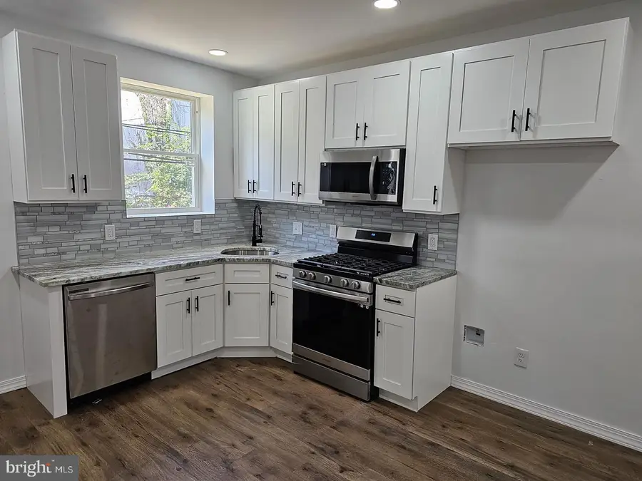 1040 S 56th St, Philadelphia, PA 19143 - #2