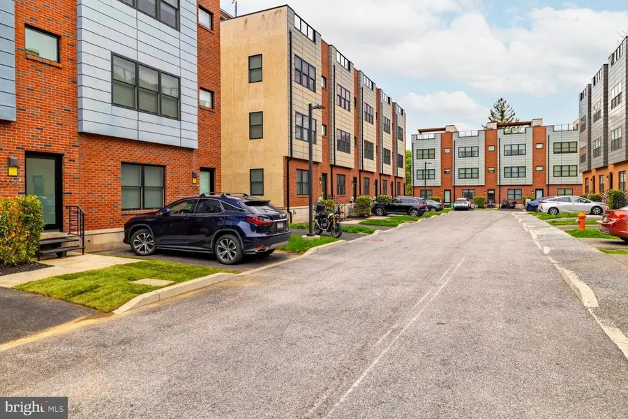 7006 Pipers Glen Way, Philadelphia, PA 19119 - #2