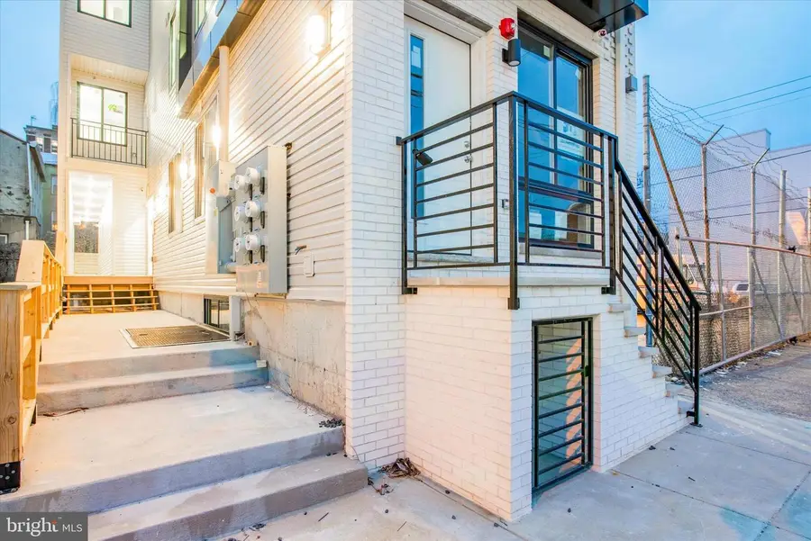 1230 N Marshall St, Philadelphia, PA 19122 - #3